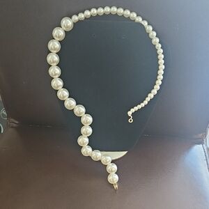 Elegant Pearl Necklace
